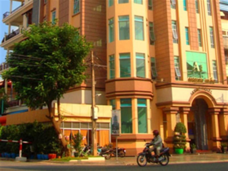 A1 Hotel Phnom Penh Exterior photo