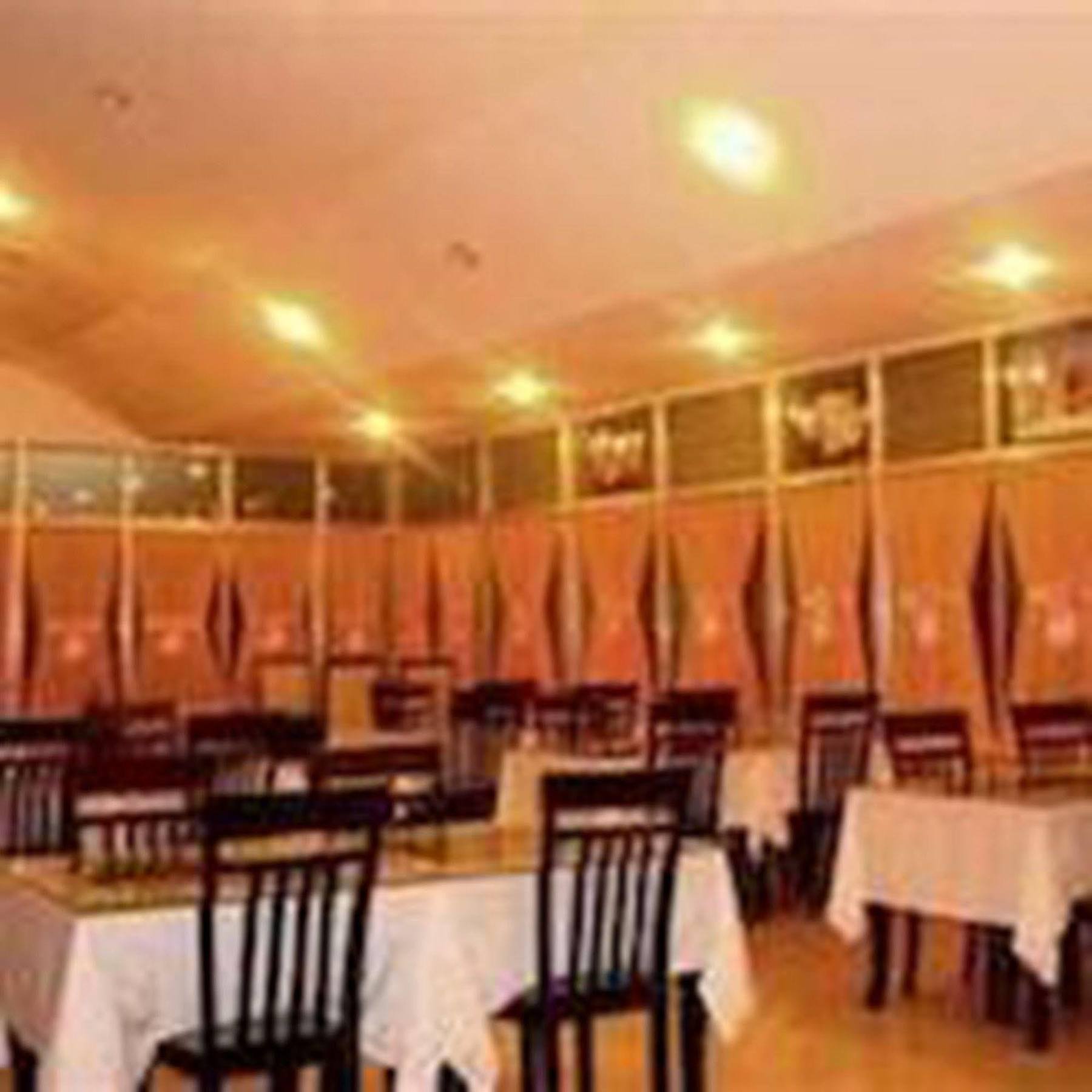 A1 Hotel Phnom Penh Exterior photo
