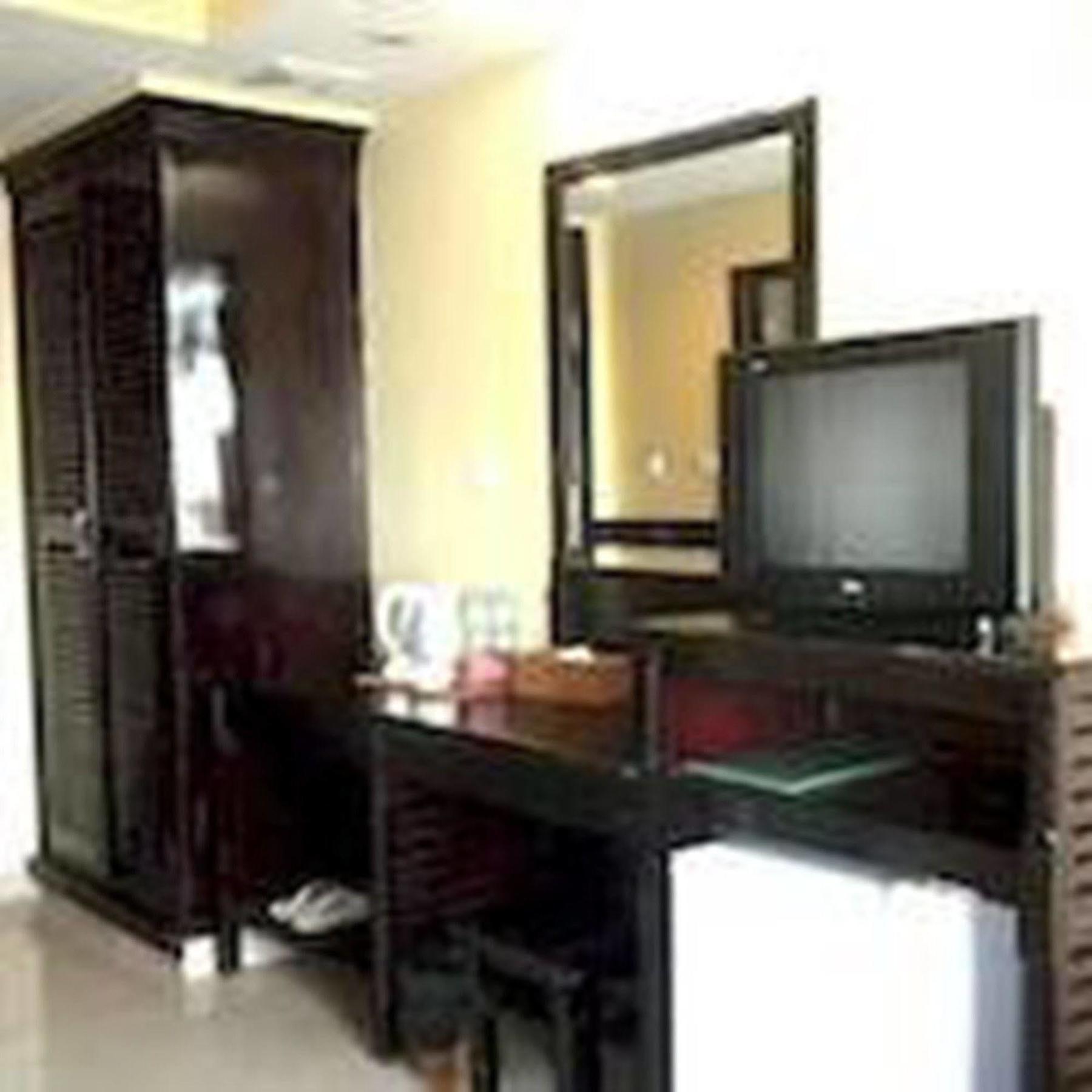 A1 Hotel Phnom Penh Exterior photo