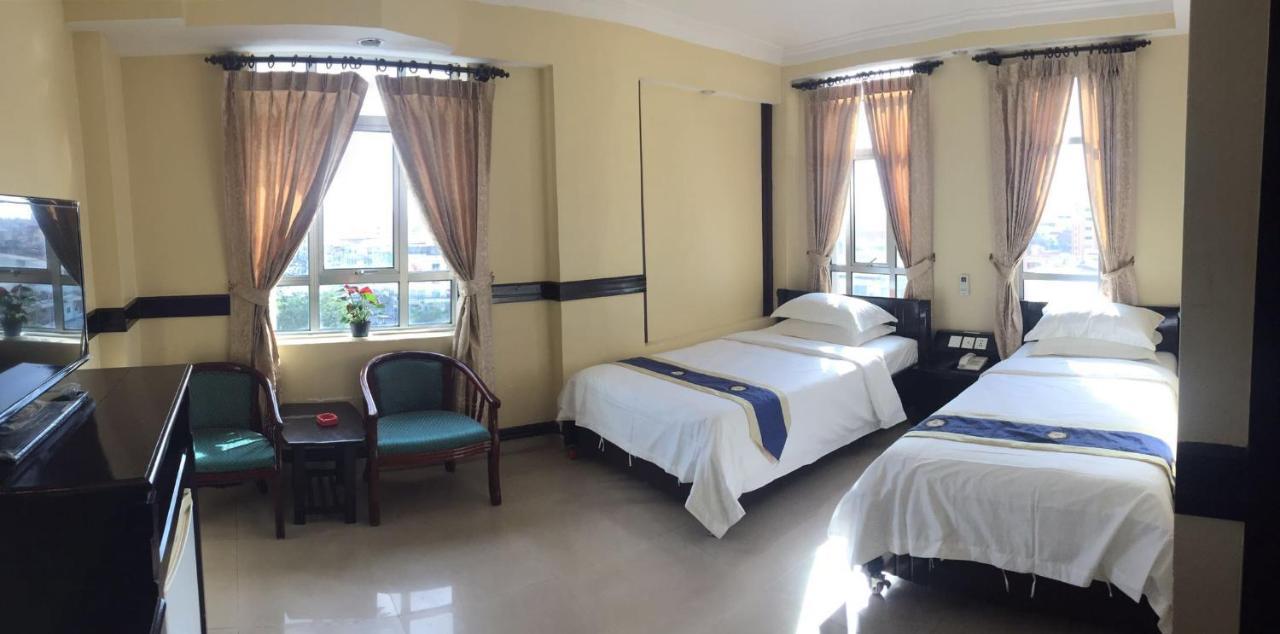 A1 Hotel Phnom Penh Exterior photo